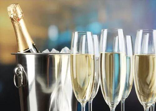 Obrázek Nealkoholické šumivé víno